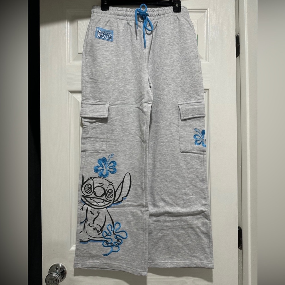 Disney Stitch Women's Embellished Cargo Joggers Light Heather Grey Size 3XL,2XL